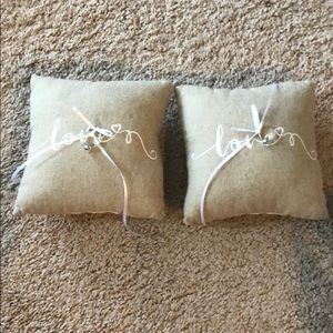 EUC Ring bearer pillows (2) burlap